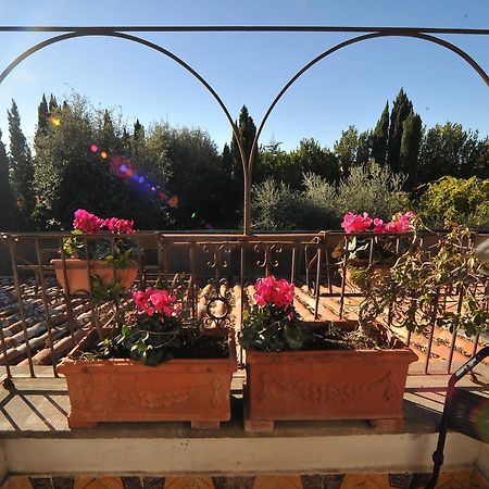 La Canonica Dei Fiori - Anna Fendi Country House Hotel Ronciglione  Bagian luar foto
