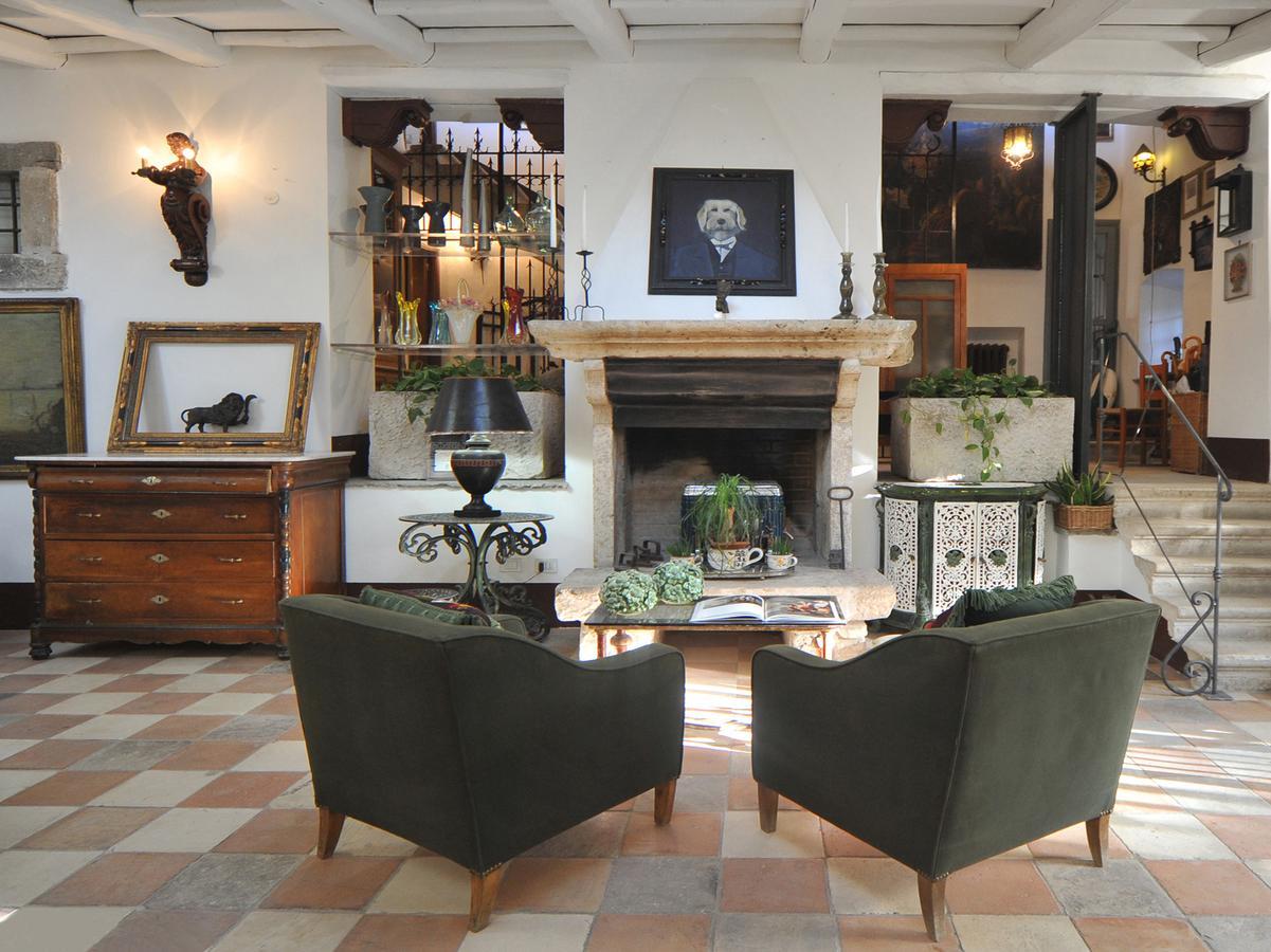 La Canonica Dei Fiori - Anna Fendi Country House Hotel Ronciglione  Bagian luar foto